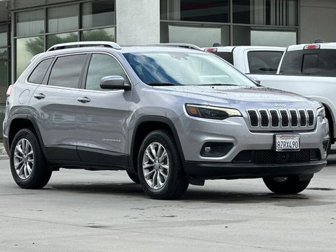 Used 2021 Jeep Cherokee Latitude Lux AWD/4WD image 8