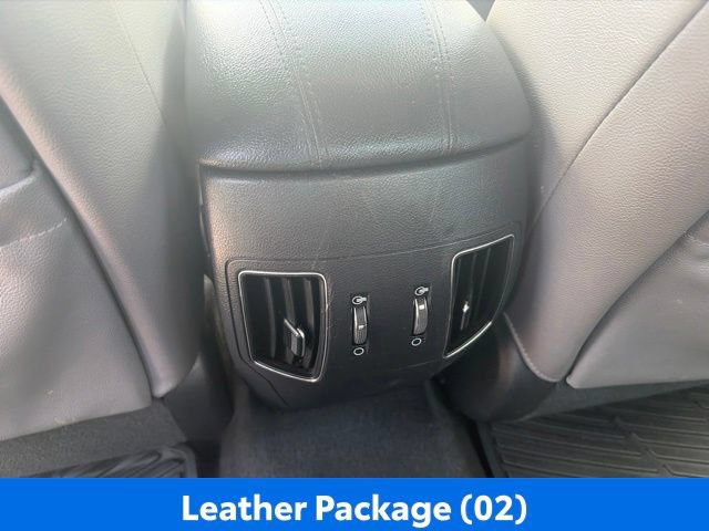 Used 2012 Hyundai Sonata Hybrid w/ Leather Pkg FWD image 11