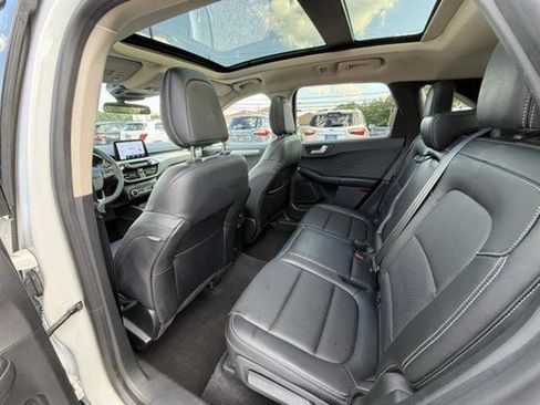 Used 2020 Ford Escape SEL image 24