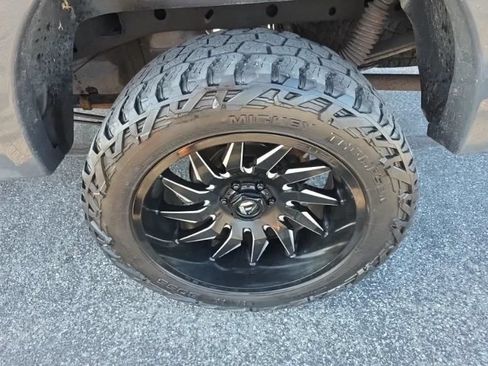 Used 2016 Ford F150 Lariat w/ Equipment Group 502A Luxury AWD/4WD image 5