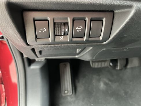 Used 2024 Subaru Outback Premium AWD/4WD image 20