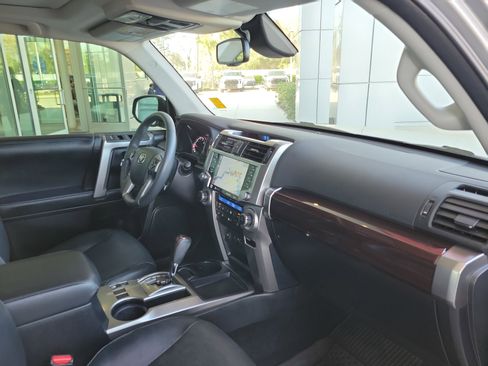 Used 2022 Toyota 4Runner Limited image 31