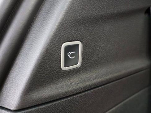 New 2026 Chrysler Pacifica Pinnacle image 43