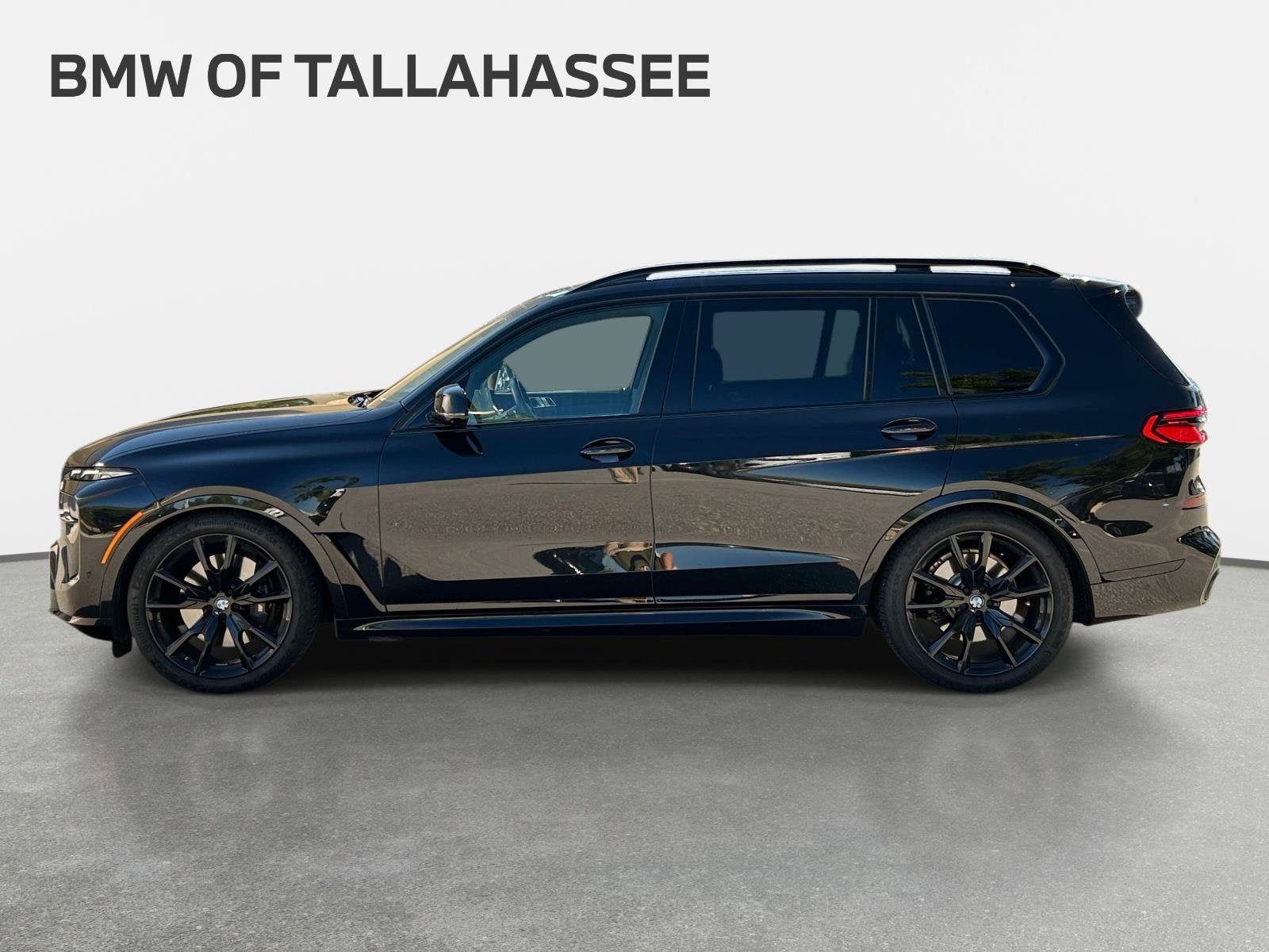 Used 2024 BMW X7 xDrive40i w/ Executive Package AWD/4WD image 8
