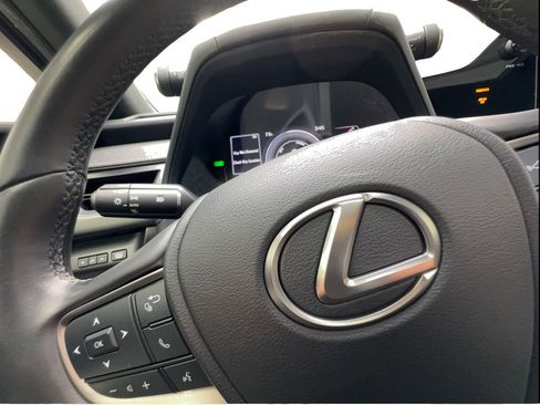Used 2024 Lexus UX 250h FWD w/ Premium Package image 41