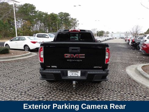 Used 2022 GMC Canyon AT4 w/ Trailering Package image 7