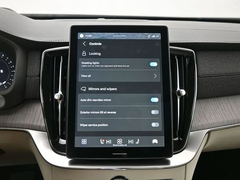 New 2026 Volvo XC90 B6 Ultra w/ Protection Package image 17