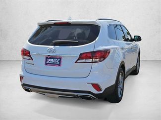 Used 2018 Hyundai Santa Fe SE FWD video 4
