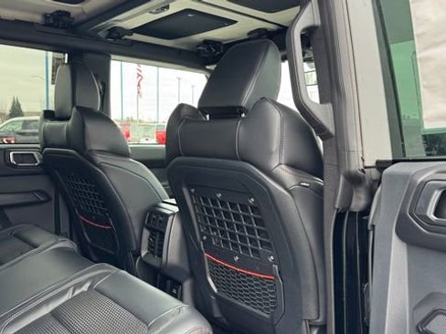 New 2025 Ford Bronco Raptor image 11