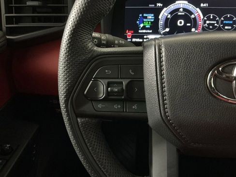 Used 2025 Toyota Sequoia TRD Pro AWD/4WD image 14