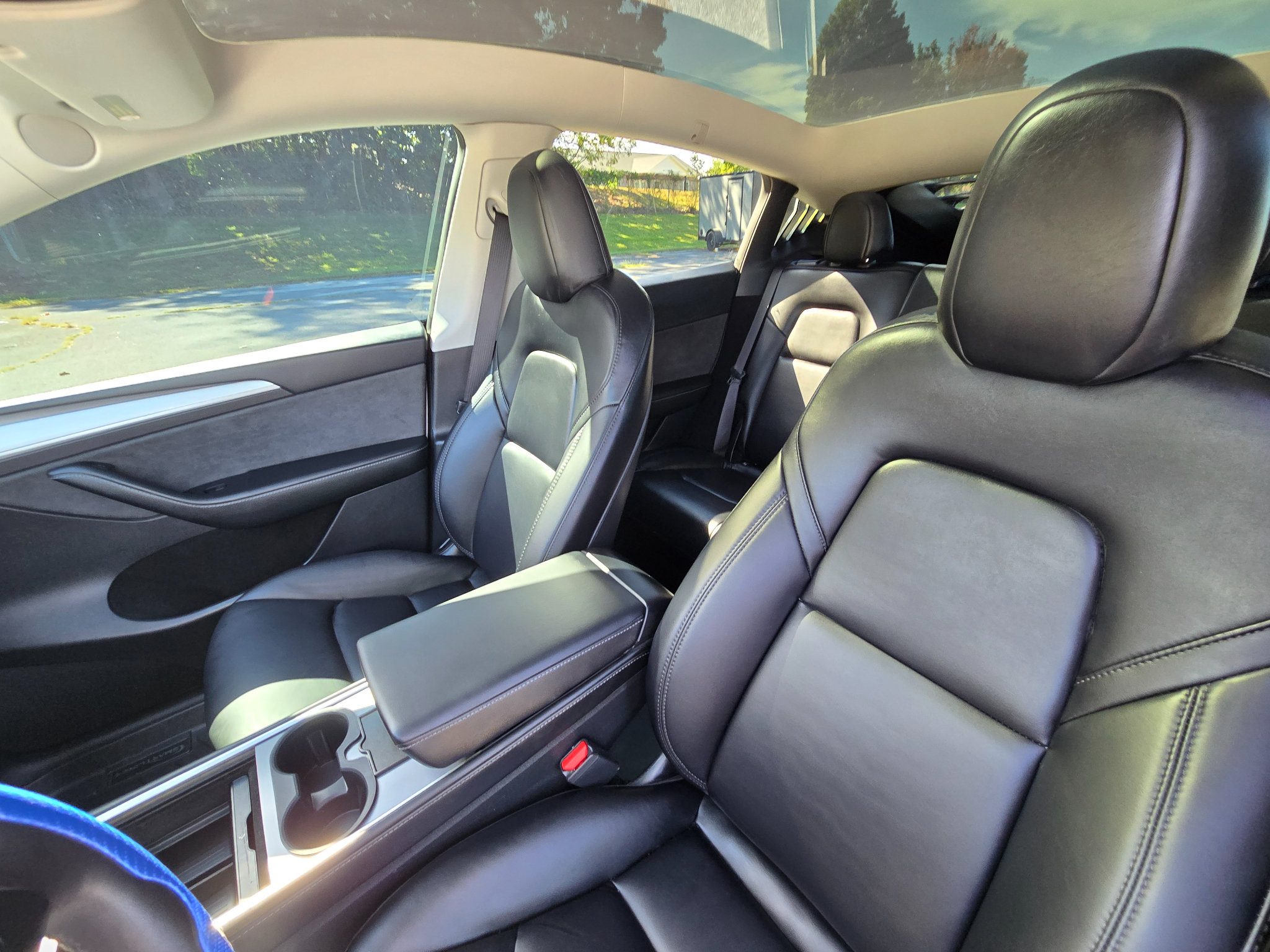 Used 2023 Tesla Model Y Performance AWD/4WD image 12