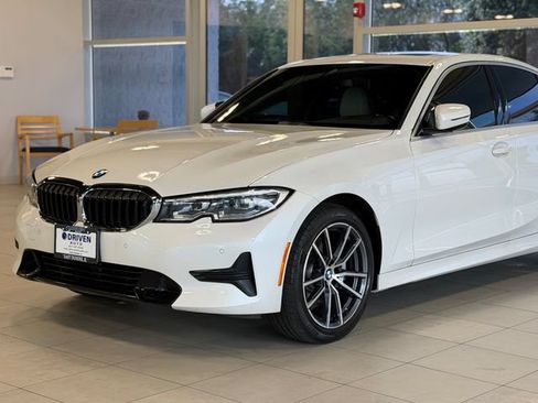 Used 2021 BMW 330i xDrive Sedan w/ Convenience Package AWD/4WD image 3