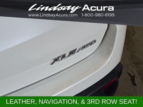 Used 2019 Toyota Highlander XLE AWD/4WD image 7