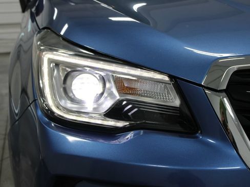 Used 2017 Subaru Forester 2.0XT Touring AWD/4WD image 12