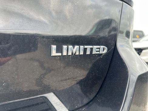 Used 2014 Jeep Grand Cherokee Limited w/ Trailer Tow Group IV AWD/4WD image 4