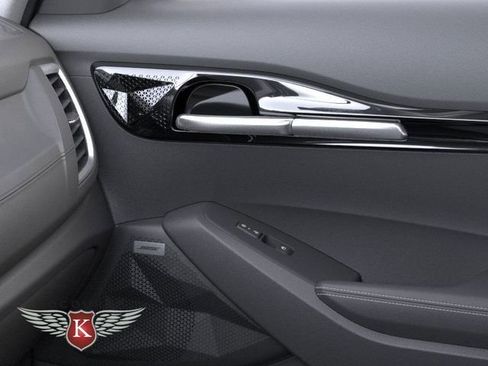 New 2026 Kia Seltos SX w/ SX Sunroof Package image 25