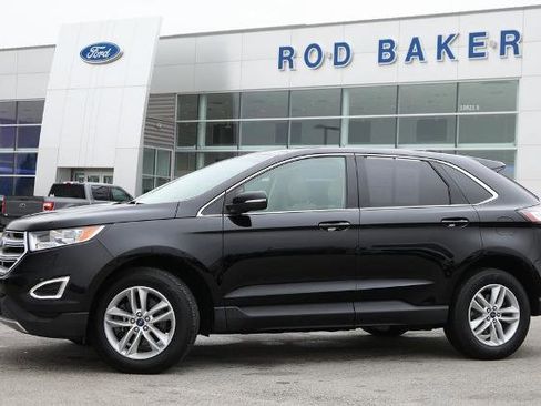 Certified 2018 Ford Edge SEL w/ Equipment Group 201A image 3