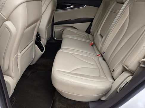 Used 2017 Lincoln MKX Select w/ Select Plus Package image 9