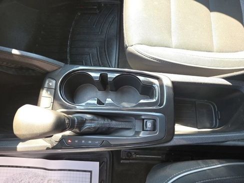 Used 2022 Chevrolet TrailBlazer LT w/ Convenience Package FWD image 29