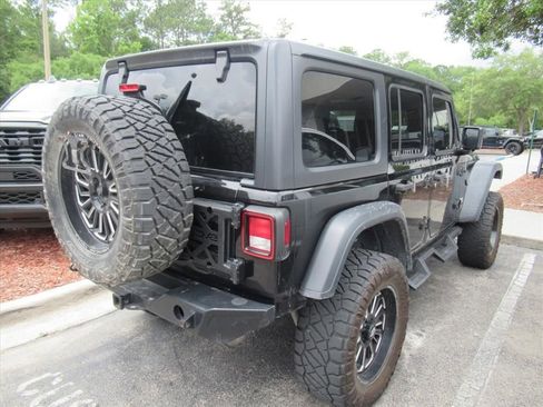 Used 2020 Jeep Wrangler Unlimited Sport AWD/4WD image 4