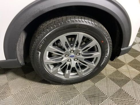 New 2026 Ford Explorer Active w/ Active Comfort Package AWD/4WD image 36