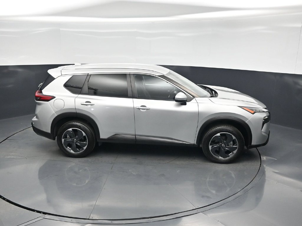 Used 2024 Nissan Rogue SV AWD/4WD image 52