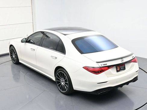 Used 2022 Mercedes-Benz S 580 4MATIC Sedan w/ AMG Line Package image 43