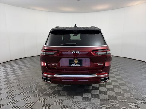 Used 2022 Jeep Grand Cherokee L Summit AWD/4WD image 10