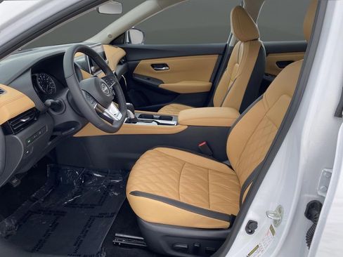 New 2025 Nissan Sentra SV w/ SV Premium Package image 4