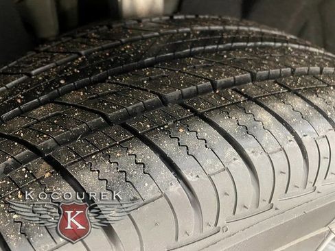 Used 2024 Dodge Durango GT image 8