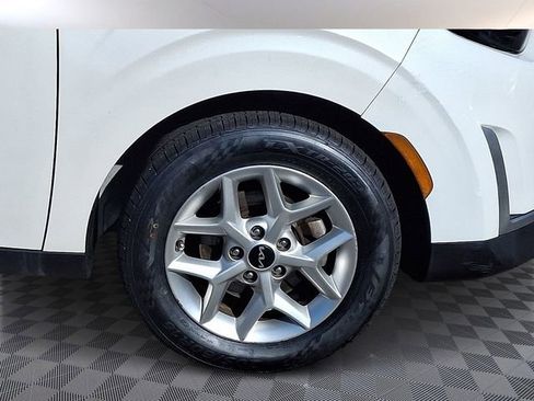 Certified 2023 Kia Soul LX w/ Option Group 015 image 10