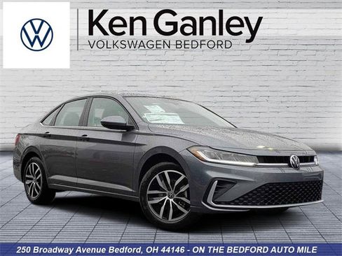 New 2026 Volkswagen Jetta SE image 1