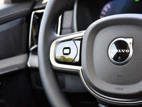 New 2026 Volvo XC90 B6 Ultra w/ Protection Package Premier image 22