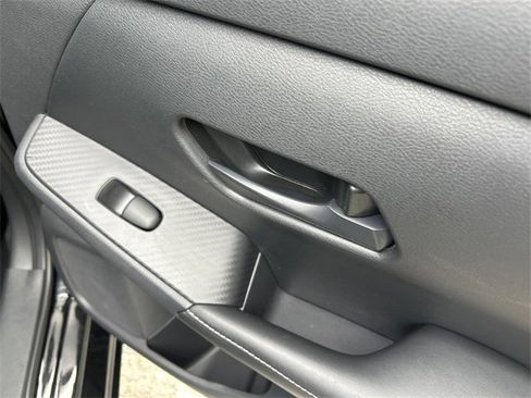 Used 2024 Nissan Sentra S image 20