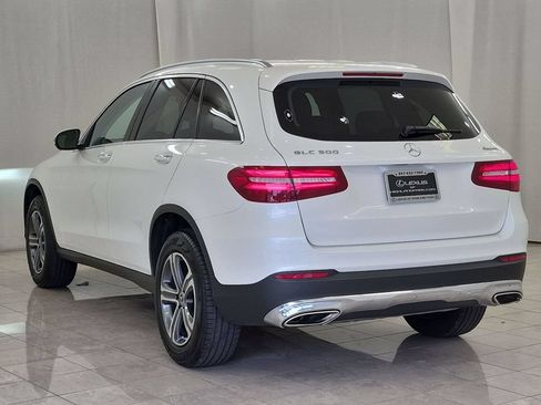 Used 2019 Mercedes-Benz GLC 300 4MATIC image 6