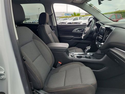 Certified 2021 Chevrolet Traverse LS w/ LPO, Cargo Package image 32