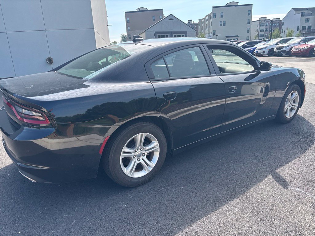 Used 2023 Dodge Charger SXT RWD image 3