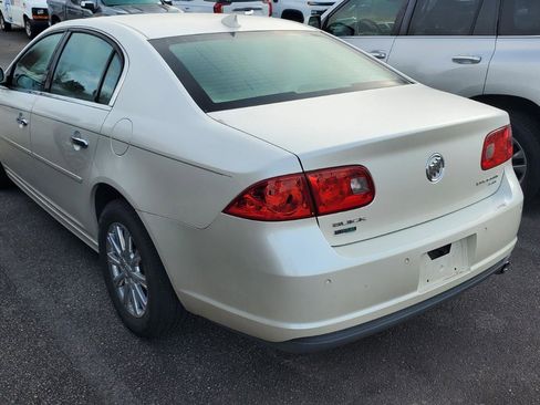 Used 2011 Buick Lucerne CXL image 8