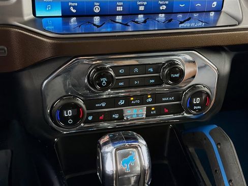 Used 2021 Ford Bronco Outer Banks AWD/4WD image 19