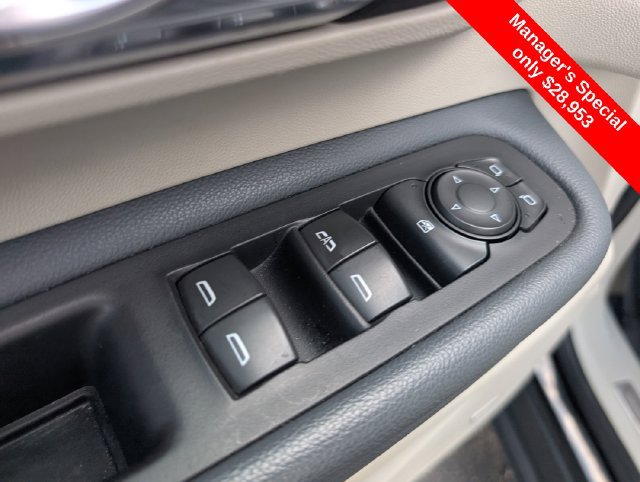 Used 2023 GMC Terrain Denali AWD/4WD image 14
