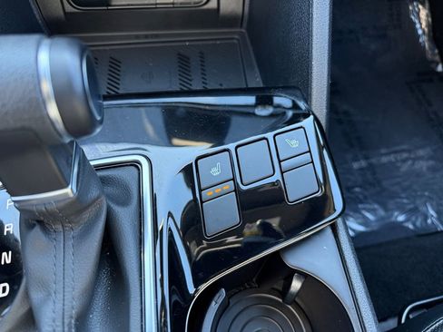 Used 2025 Kia Sportage X-Line image 18