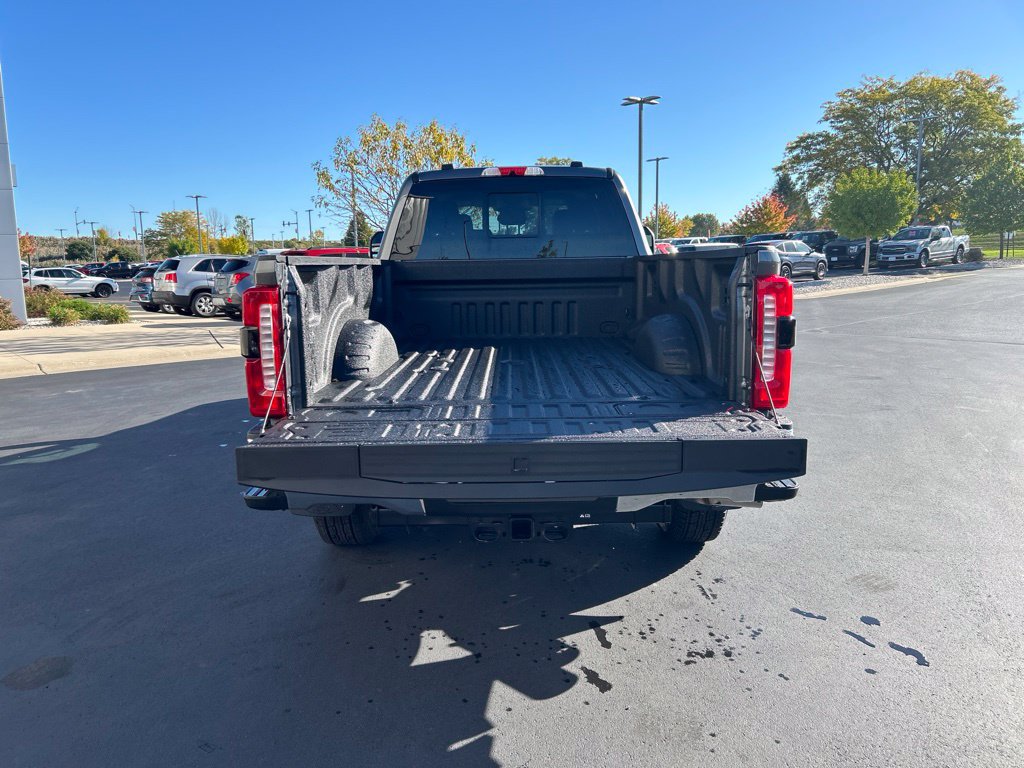 New 2026 Ford F250 XLT w/ XLT Premium Package AWD/4WD image 22
