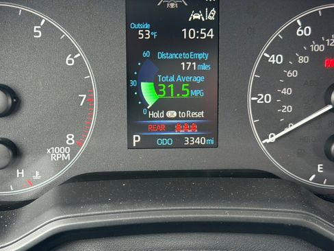 Used 2023 Toyota Corolla Cross L image 12