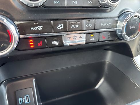 Used 2024 Ford F150 XLT w/ Equipment Group 302A MID image 21