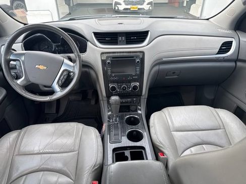Used 2014 Chevrolet Traverse LTZ AWD/4WD image 12