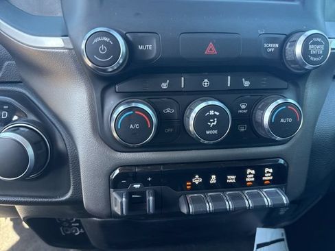 Used 2020 RAM 1500 Big Horn AWD/4WD image 15