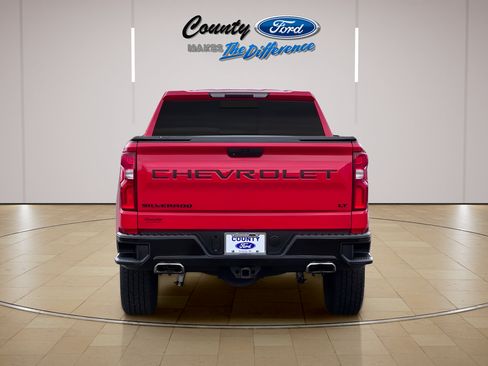 Used 2020 Chevrolet Silverado 1500 LT Trail Boss AWD/4WD image 11