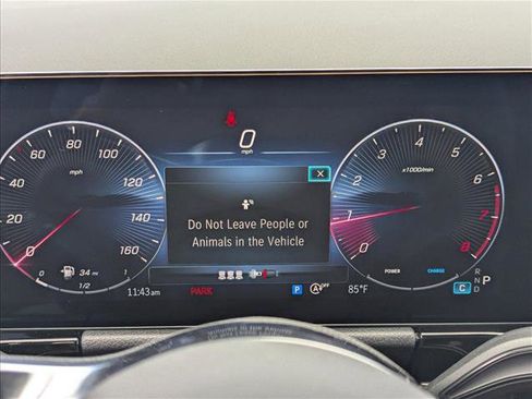 New 2025 Mercedes-Benz GLA 250 image 10