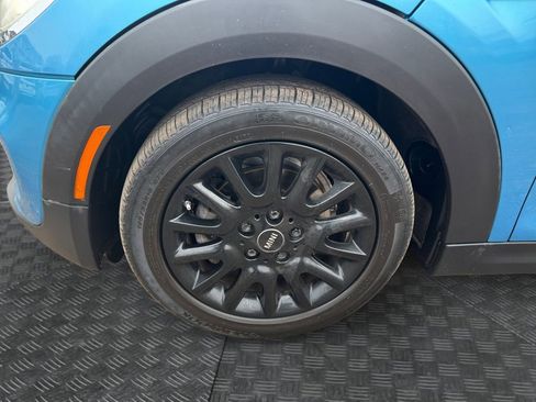 Used 2016 MINI Cooper 2-Door Hardtop image 9