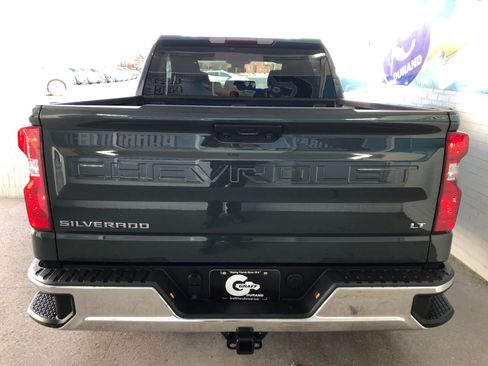 Used 2025 Chevrolet Silverado 1500 LT AWD/4WD image 7